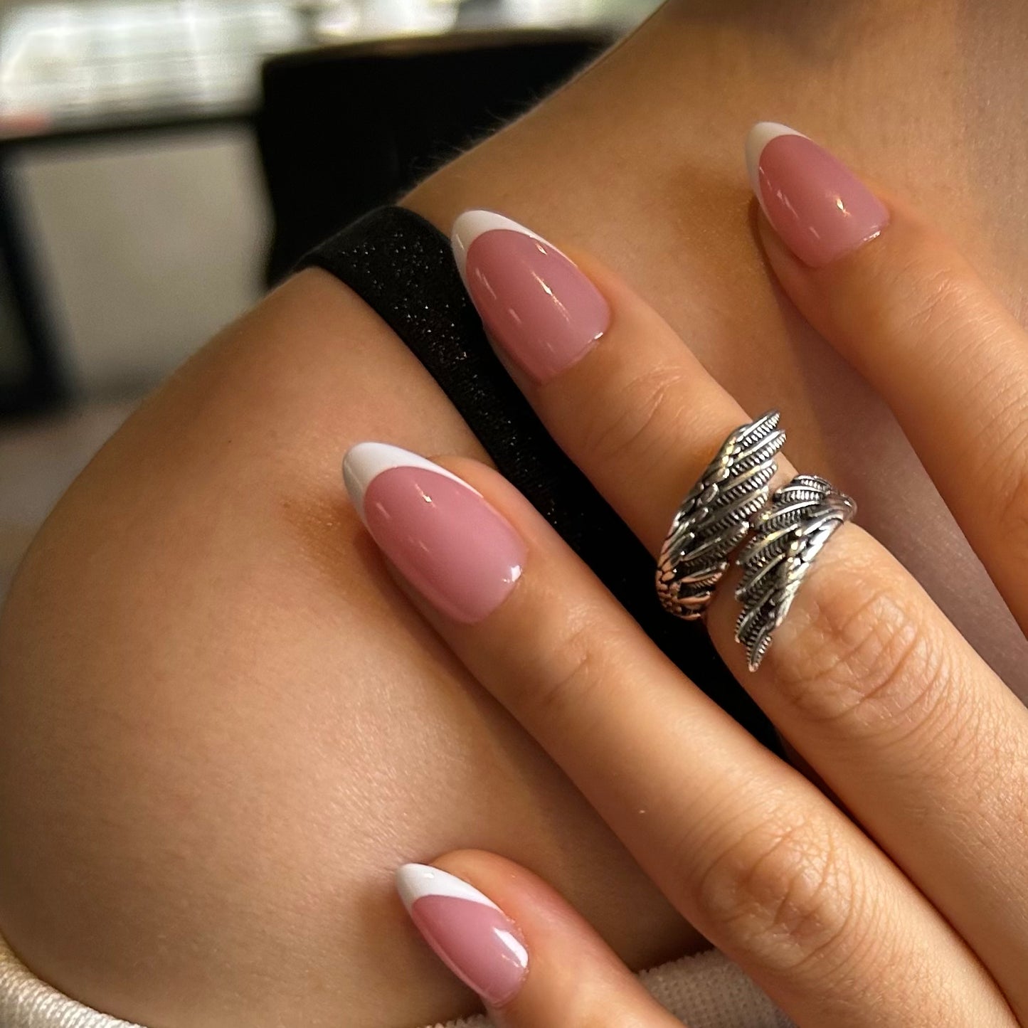 Maniye Barely Pink French Tip Nails