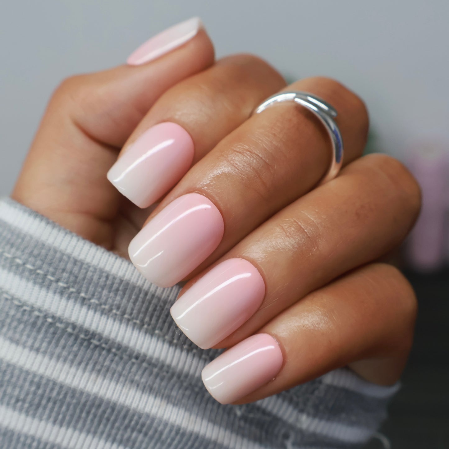 Maniye Mochi Pink Ombre Press On Nails