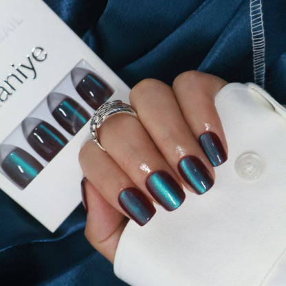 Maniye Shadow Emerald Cat Eye Press On Nails