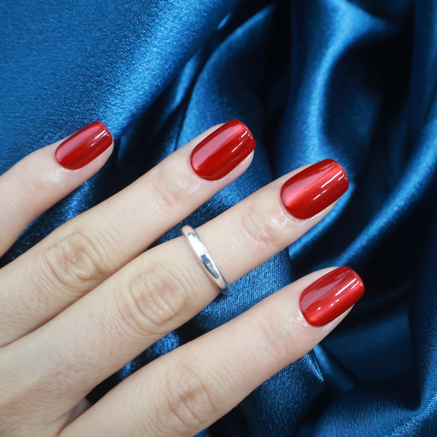 Maniye Ruby Silk Metallic Red Press On Nails