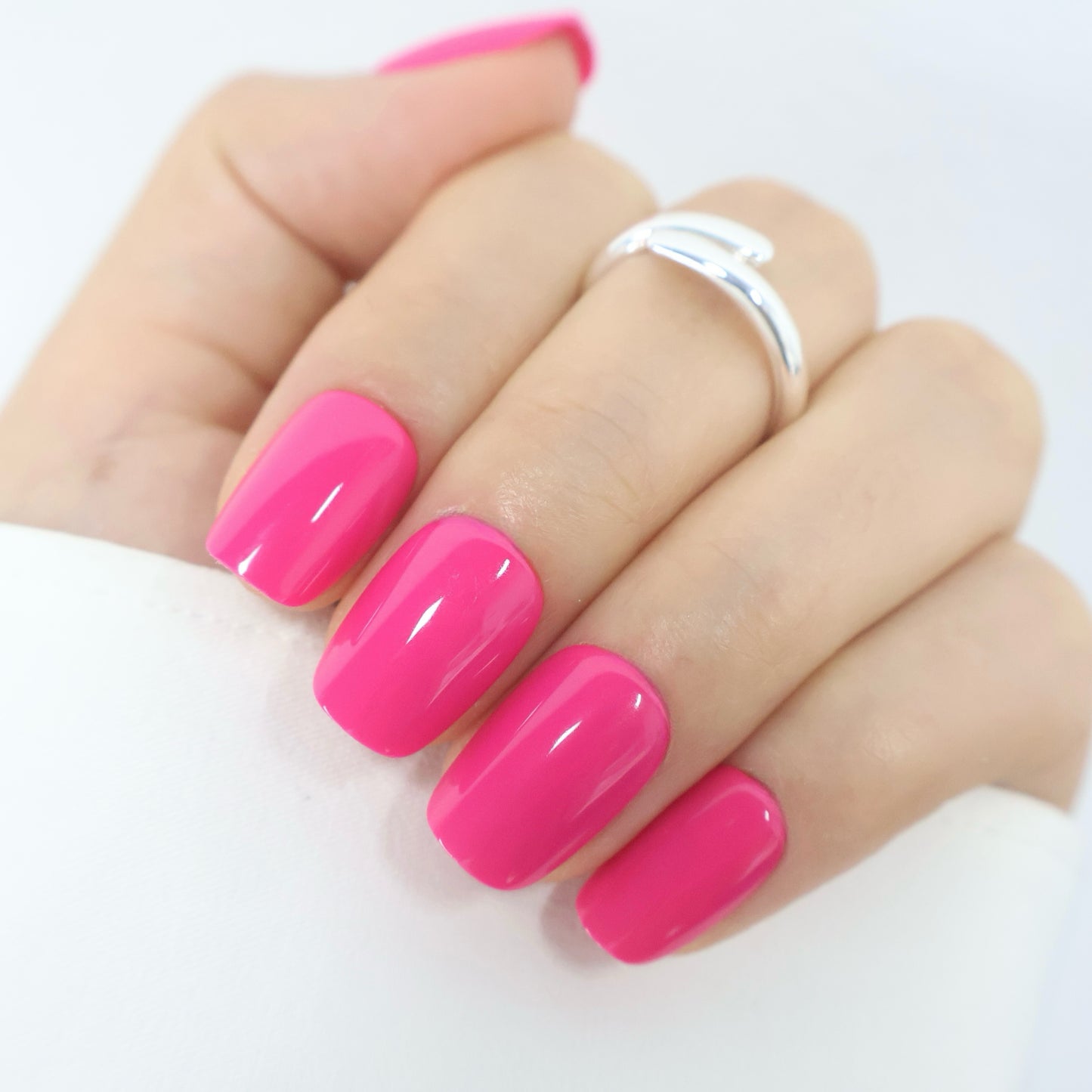Maniye Flamingo Gloss Press On Nails