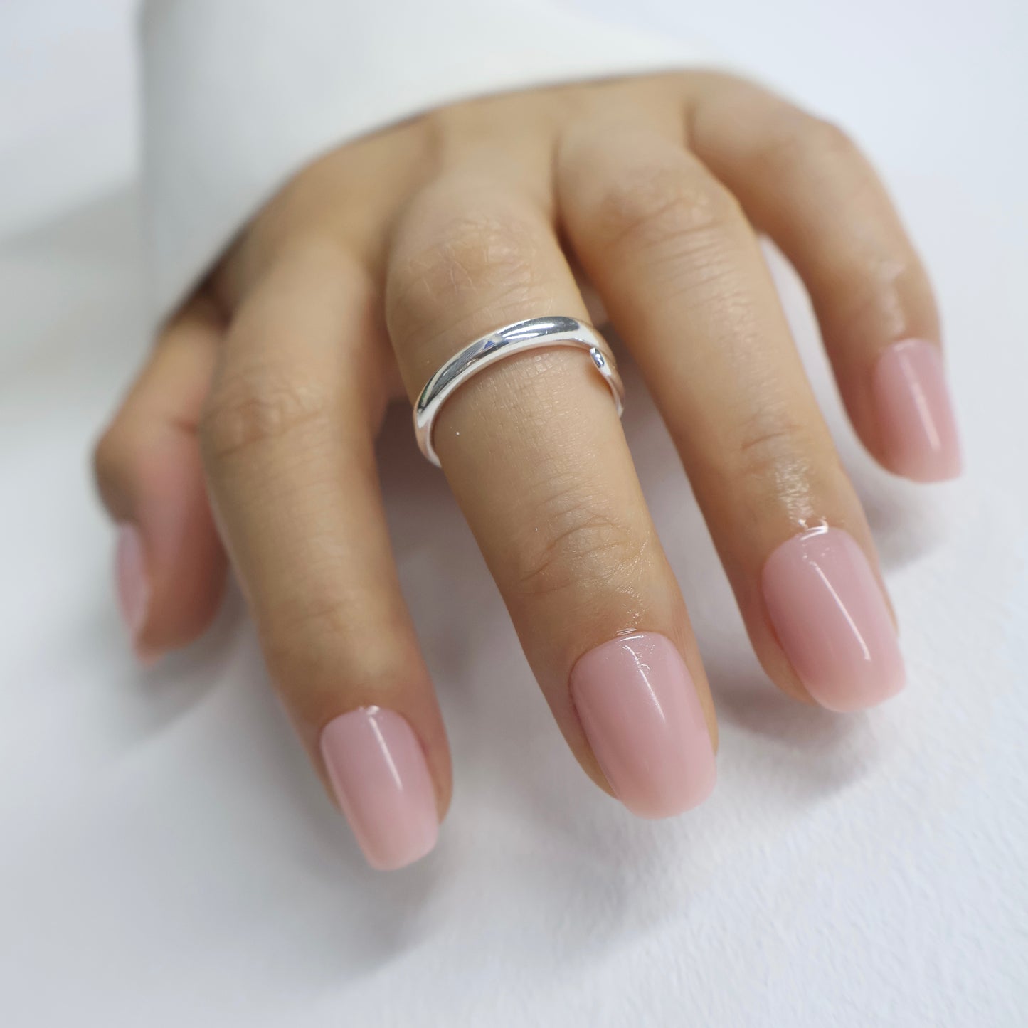 Short Squoval Sheer Pink Fake Nails