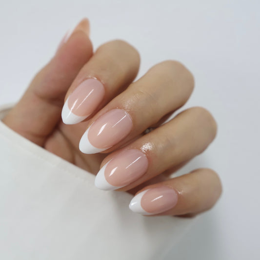 Classic 90s French Tip Press on Nails