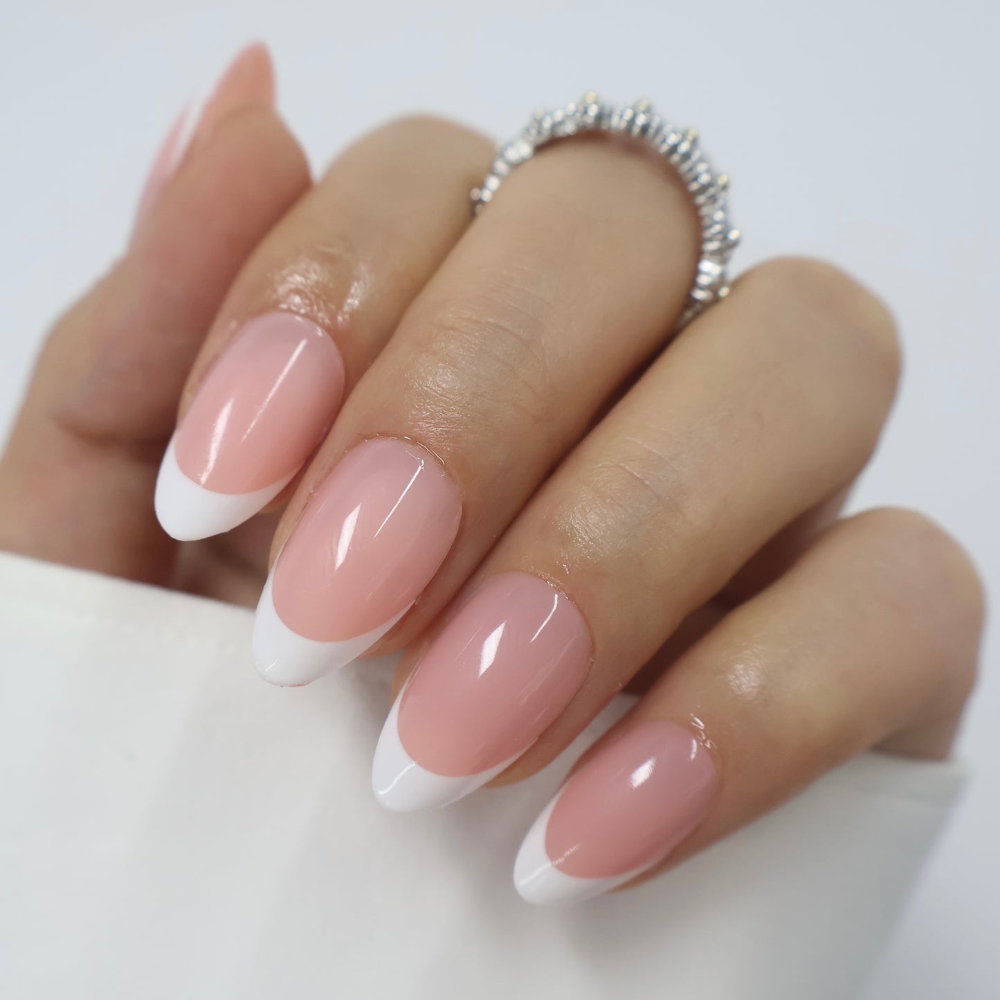 Maniye Classic French Press On Nails