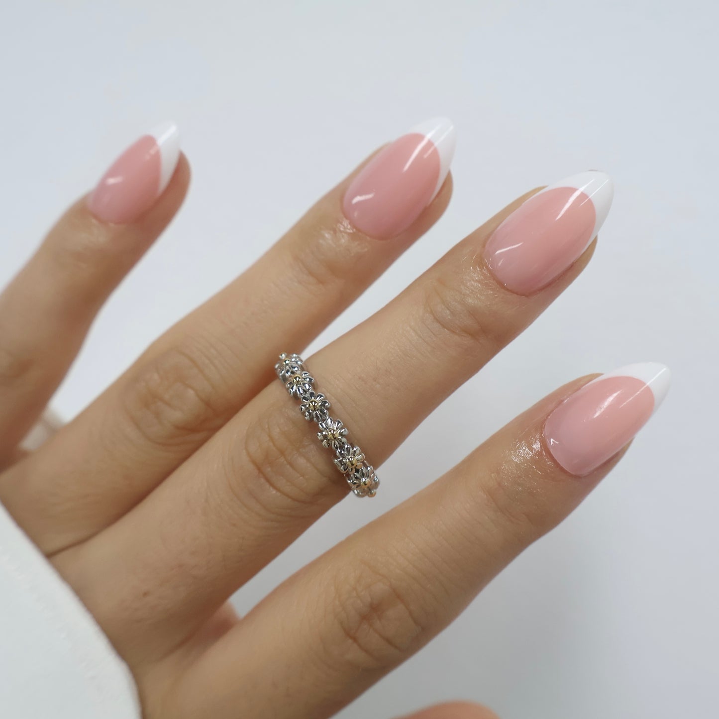 Maniye Classic French Press On Nails