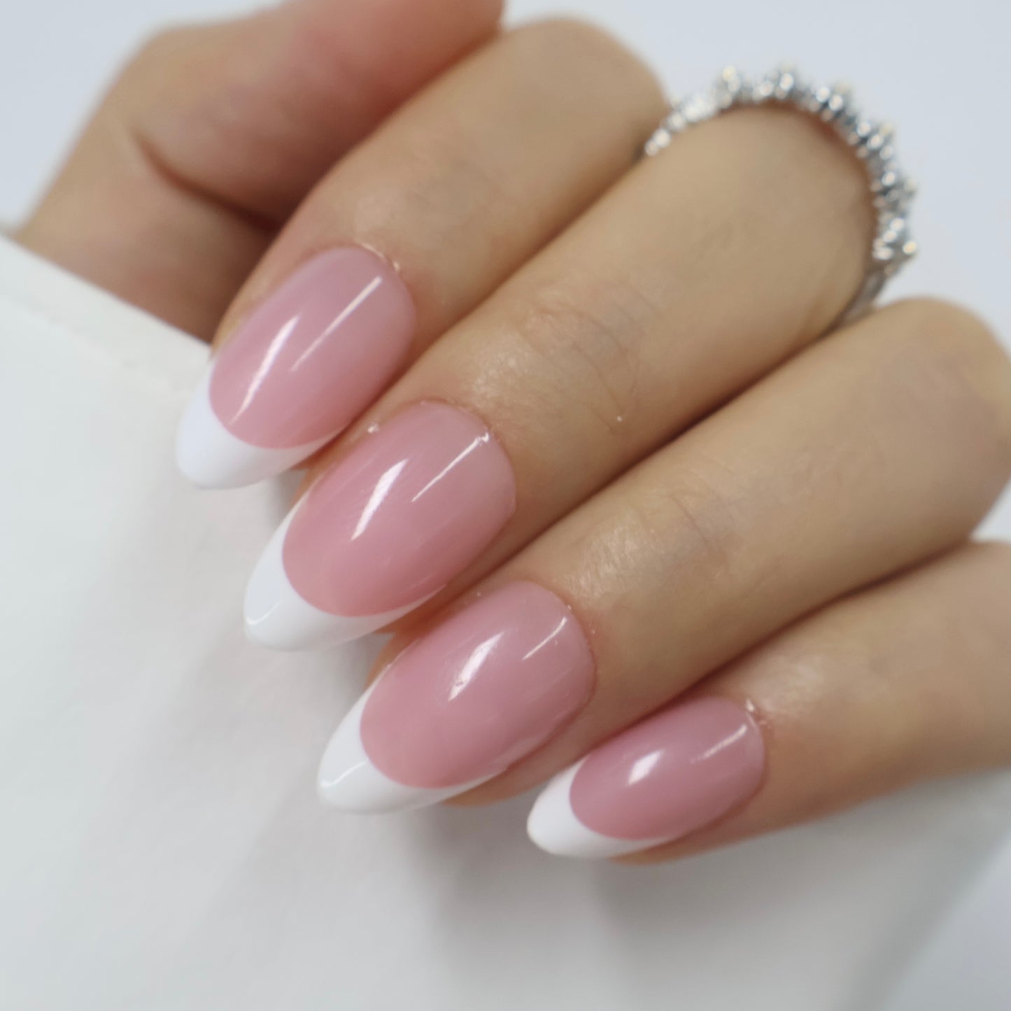 Effortless Manicures for the Modern Muse.