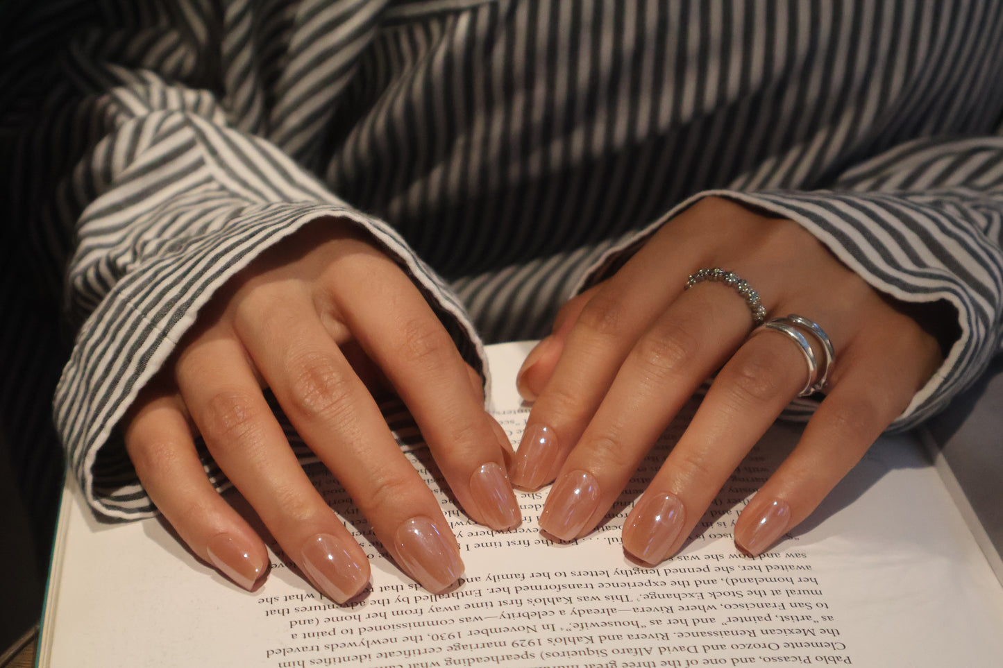 Maniye Toffee Nude Jelly Press On Nails