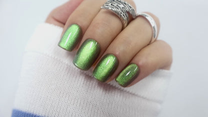 Velvet Moss Green Luxury Square Nails